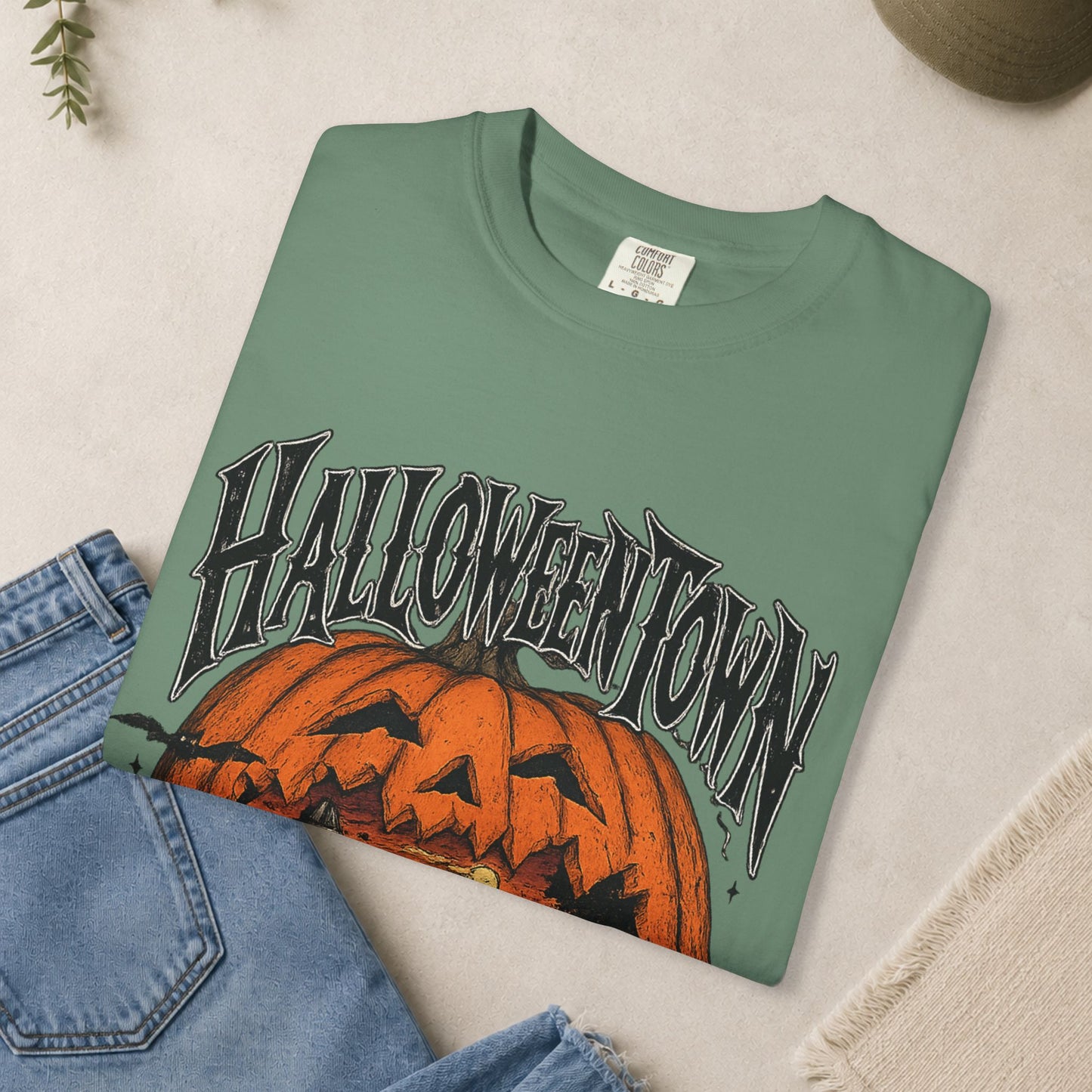 Halloweentown Est 1998 T-shirt,  pumpkin jack-o'-lantern scene T-Shirt