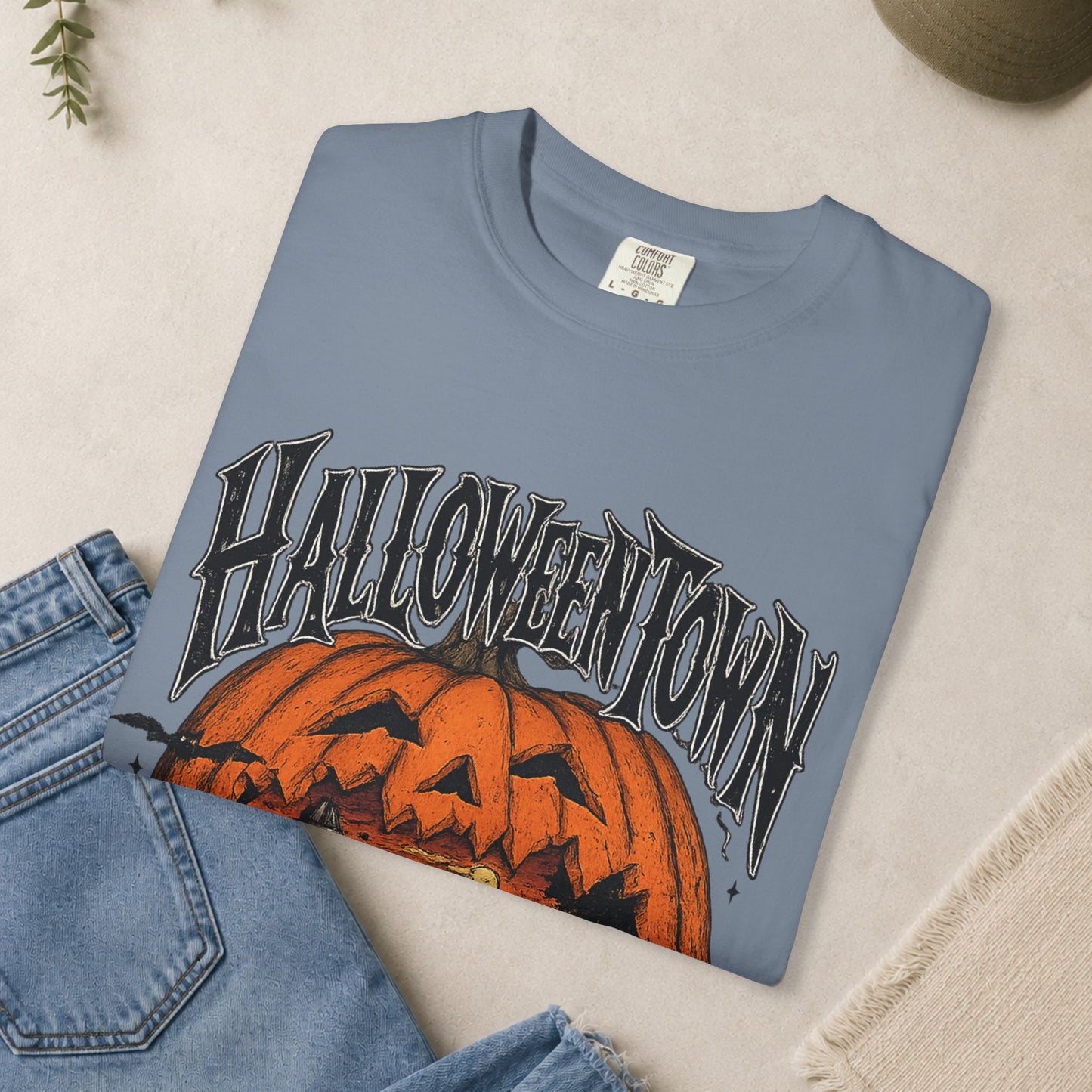 Comfort Colors Halloweentown East 1998 T-shirt,  pumpkin jack-o'-lantern scene T-Shirt
