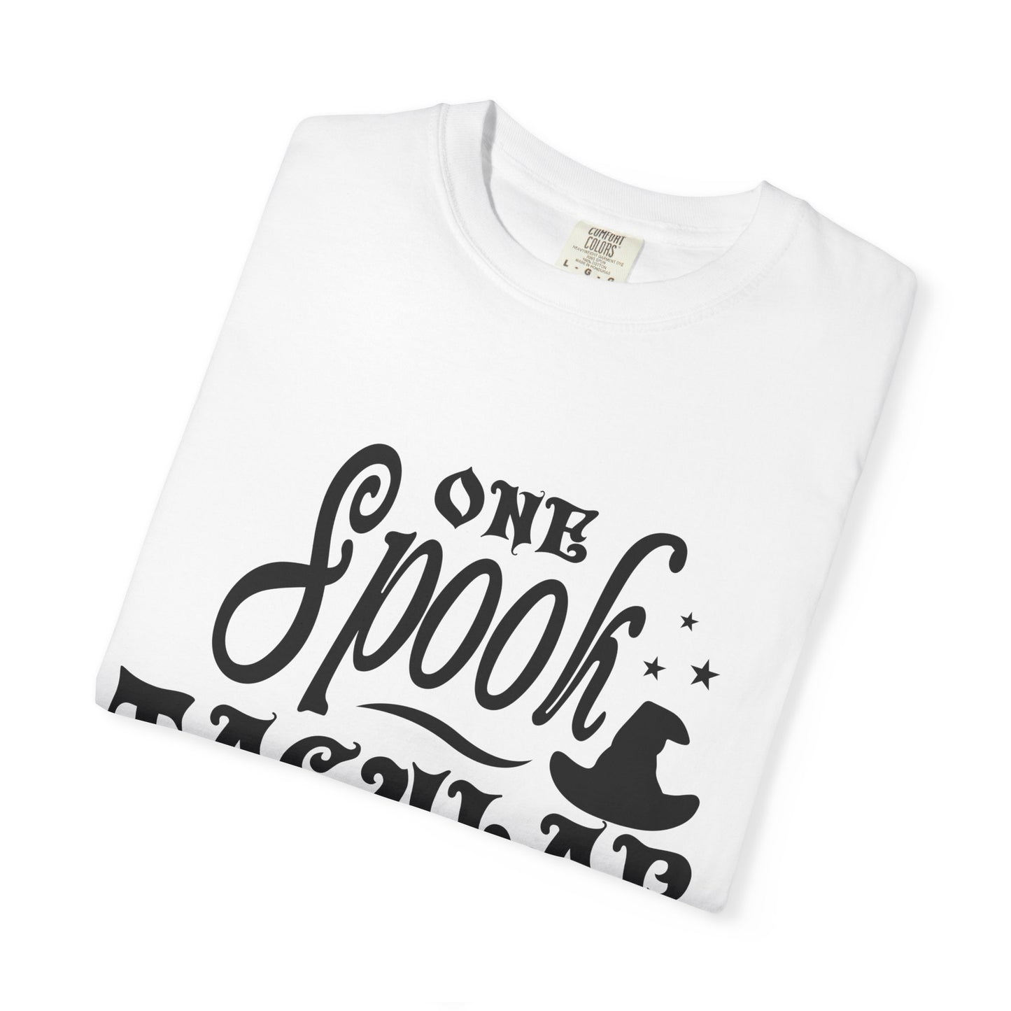 Spooktacular Mama T-Shirt – Halloween Witch Hat Mom Tee