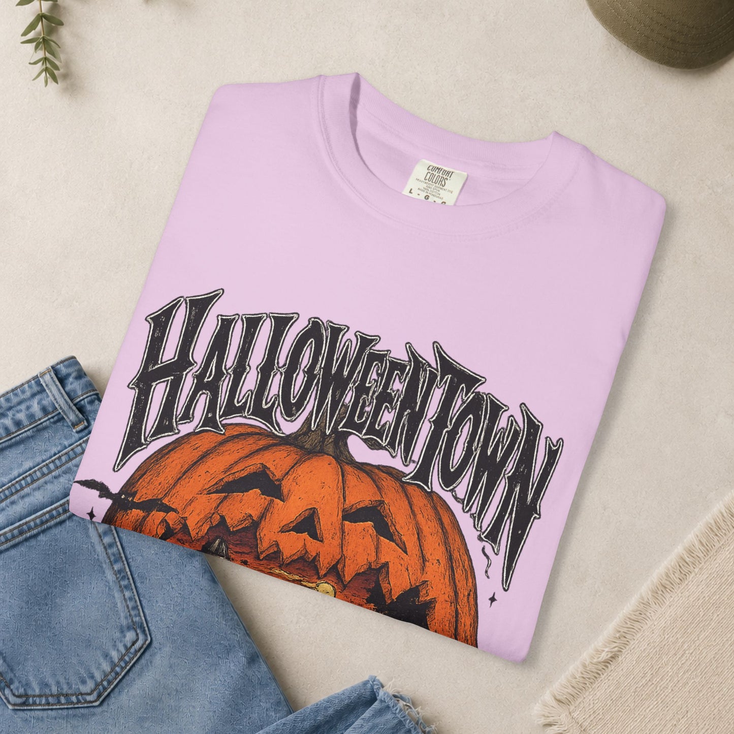 Comfort Colors Halloweentown East 1998 T-shirt,  pumpkin jack-o'-lantern scene T-Shirt