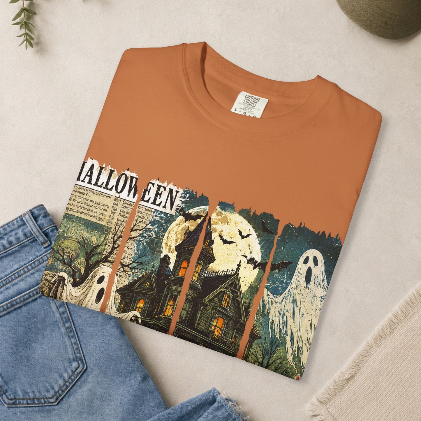 Spooky Season Halloween ghosts, haunted house T-Shirt