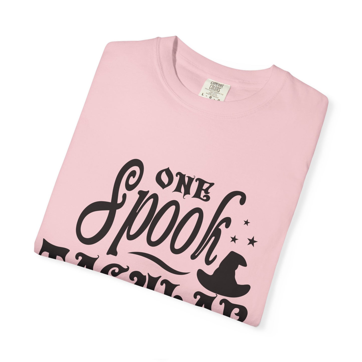 Spooktacular Mama T-Shirt – Halloween Witch Hat Mom Tee