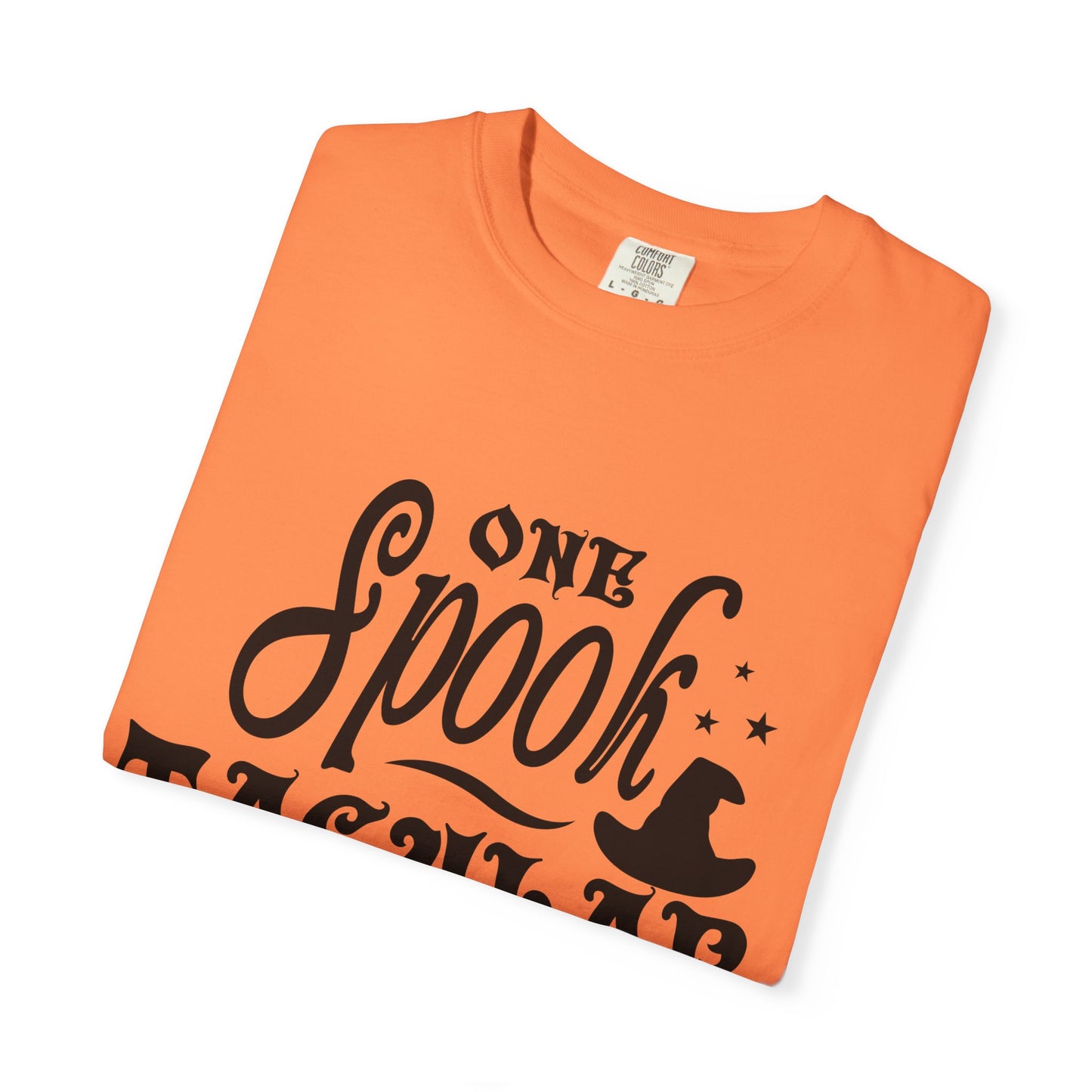 Spooktacular Mama T-Shirt – Halloween Witch Hat Mom Tee