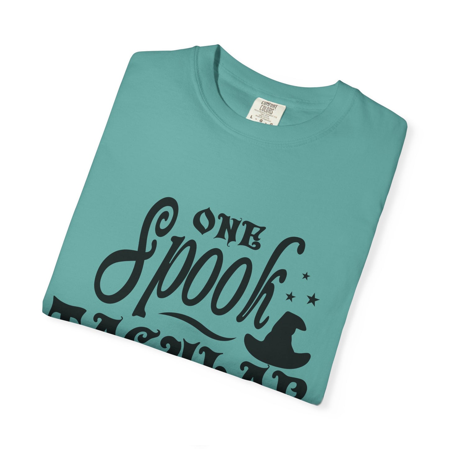 Spooktacular Mama T-Shirt – Halloween Witch Hat Mom Tee