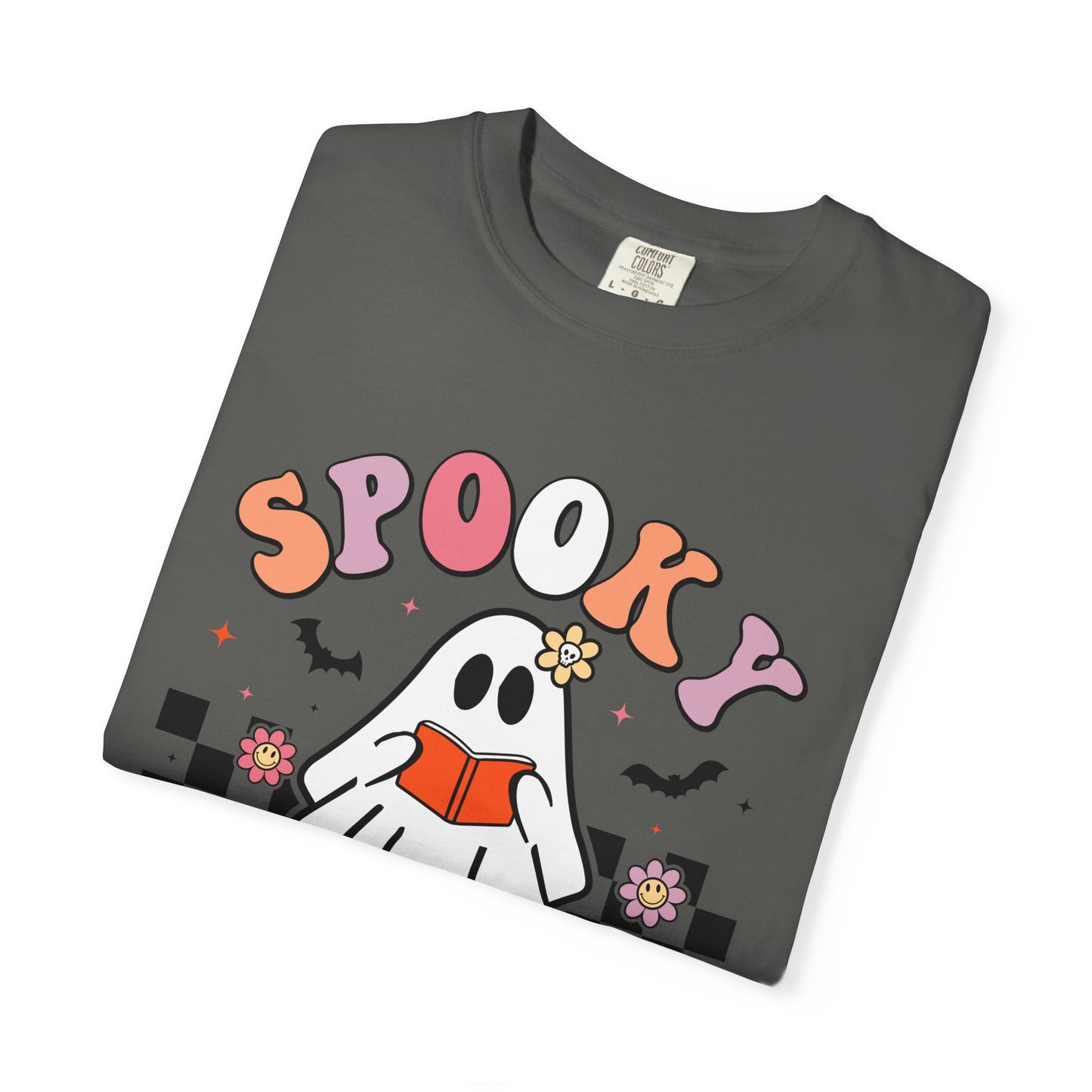Spooky Fifth Grade Teacher T-Shirt