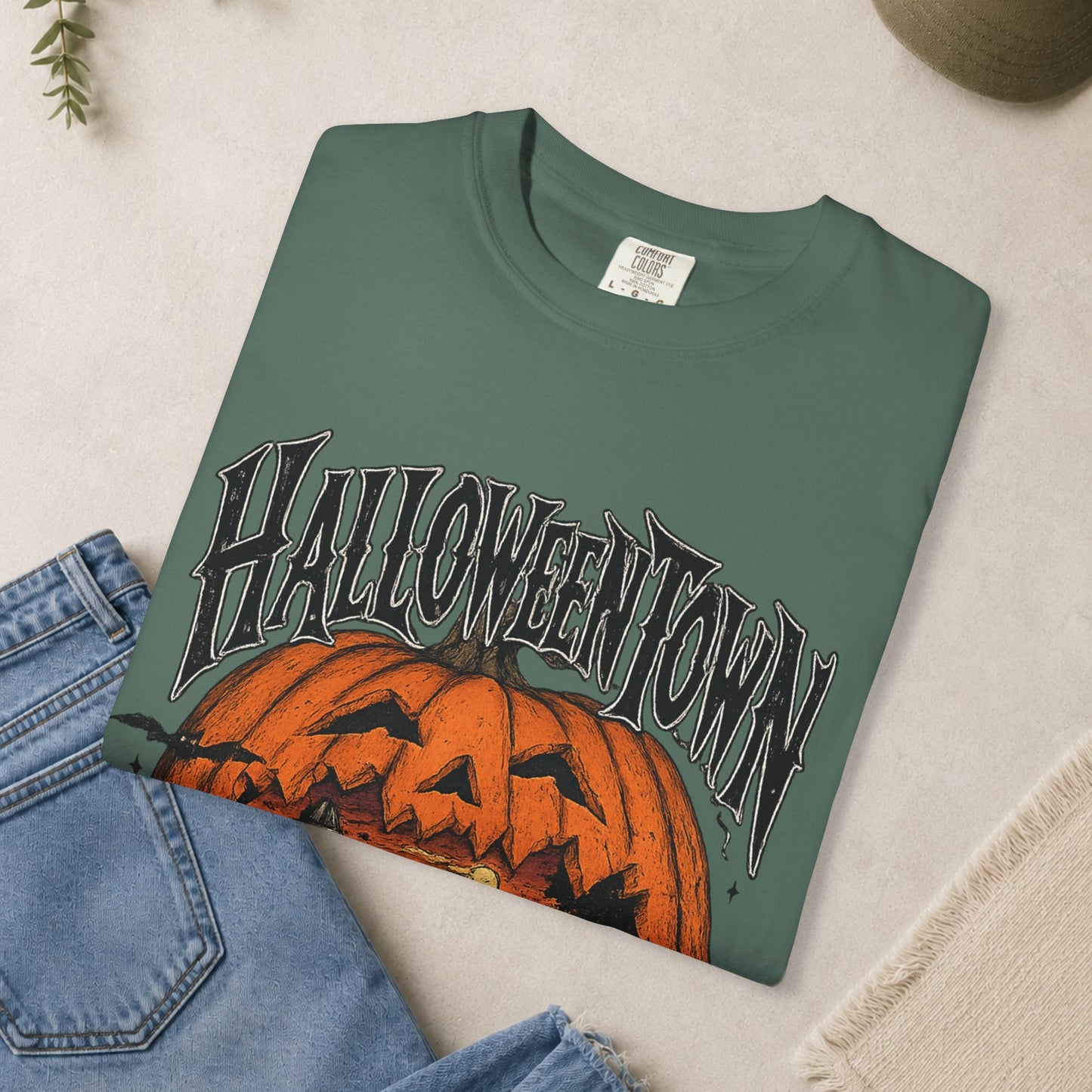 Comfort Colors Halloweentown East 1998 T-shirt,  pumpkin jack-o'-lantern scene T-Shirt