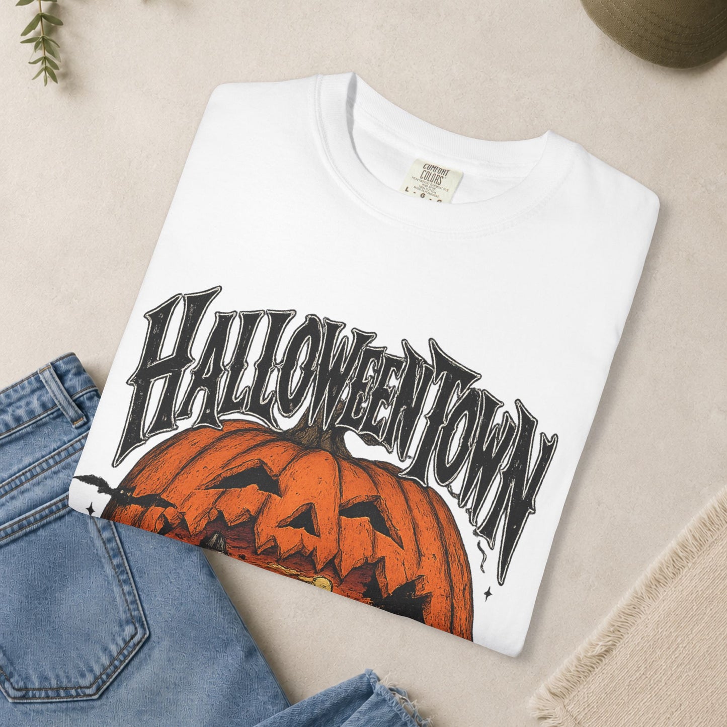 Comfort Colors Halloweentown East 1998 T-shirt,  pumpkin jack-o'-lantern scene T-Shirt
