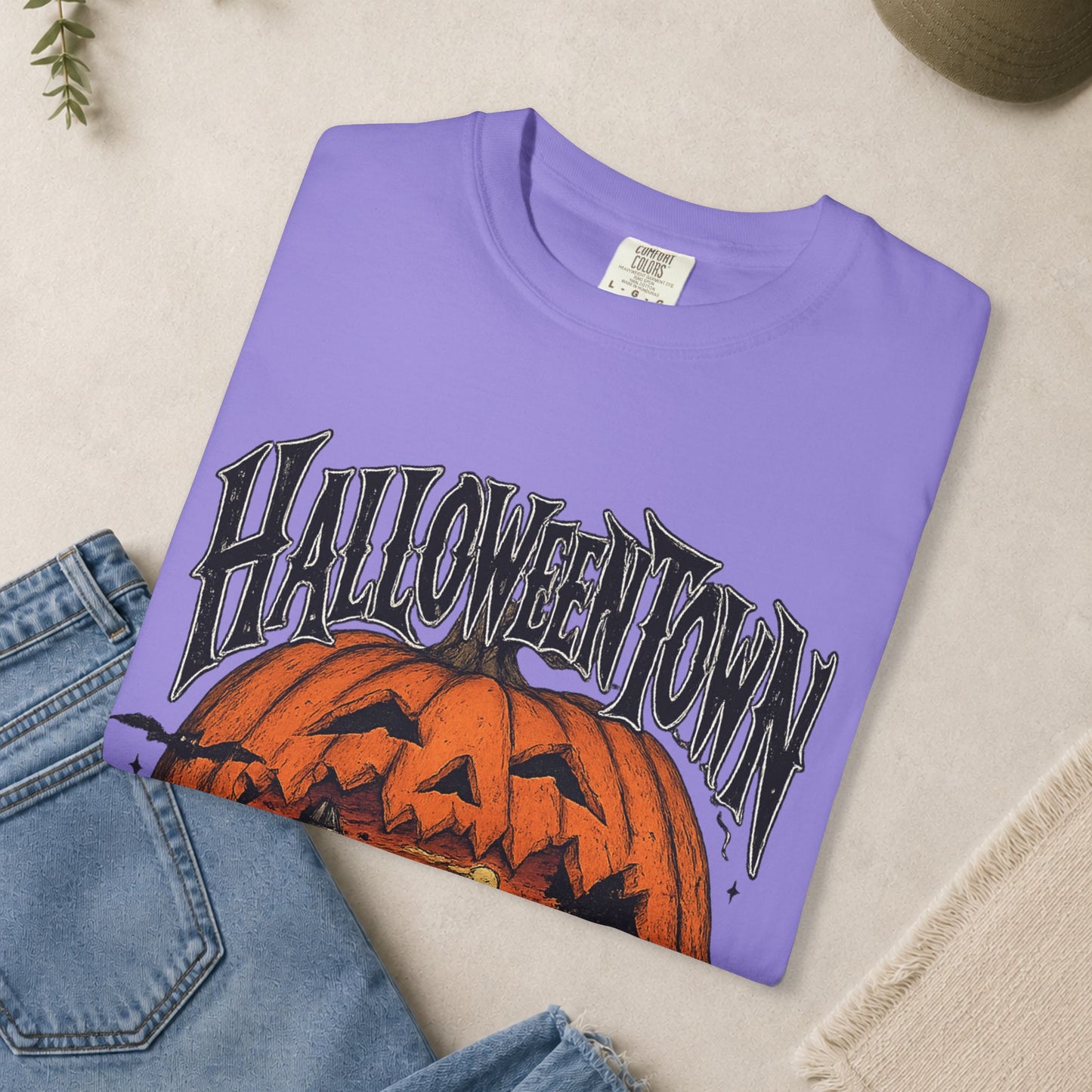 Halloweentown Est 1998 T-shirt,  pumpkin jack-o'-lantern scene T-Shirt