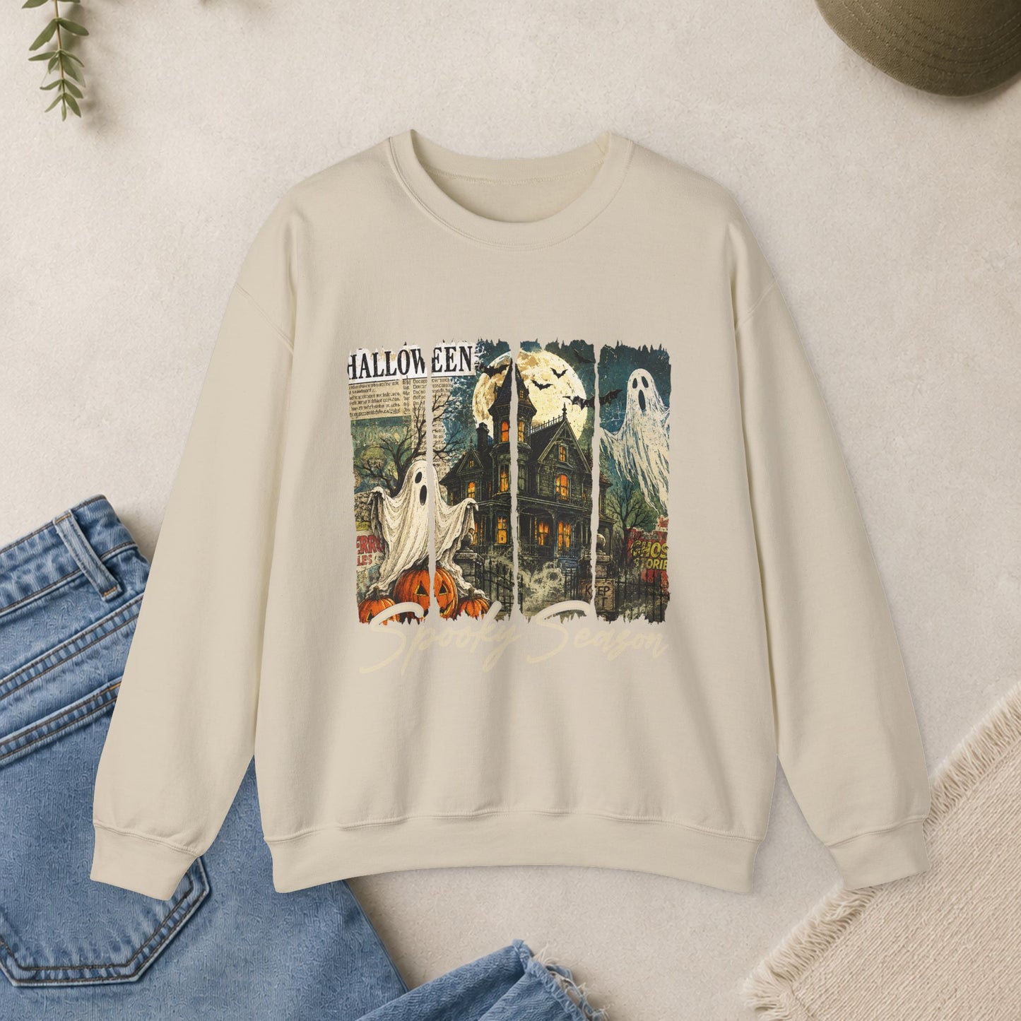 Vintage Halloween ghosts haunted house Sweatshirt | Spooky Season