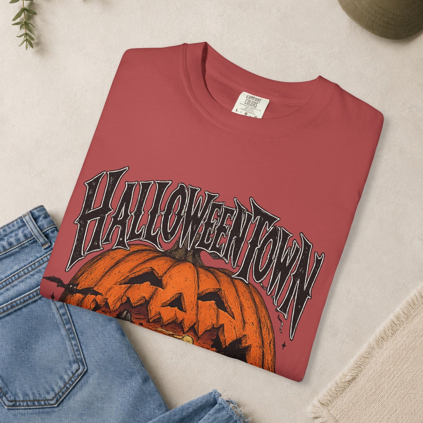 Comfort Colors Halloweentown East 1998 T-shirt,  pumpkin jack-o'-lantern scene T-Shirt