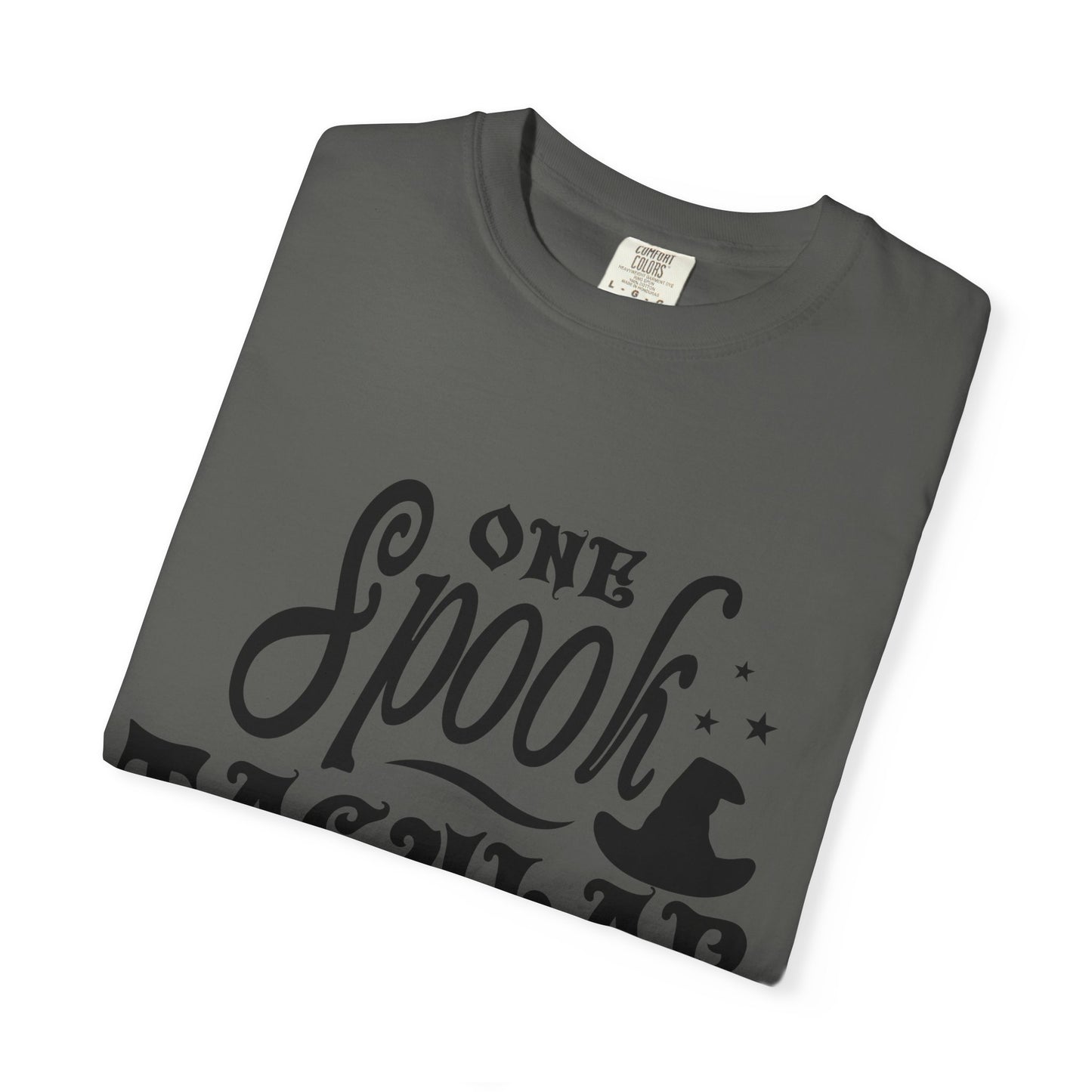 Spooktacular Mama T-Shirt – Halloween Witch Hat Mom Tee