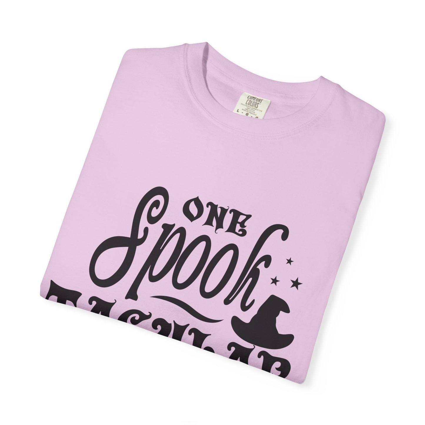 Spooktacular Mama T-Shirt – Halloween Witch Hat Mom Tee