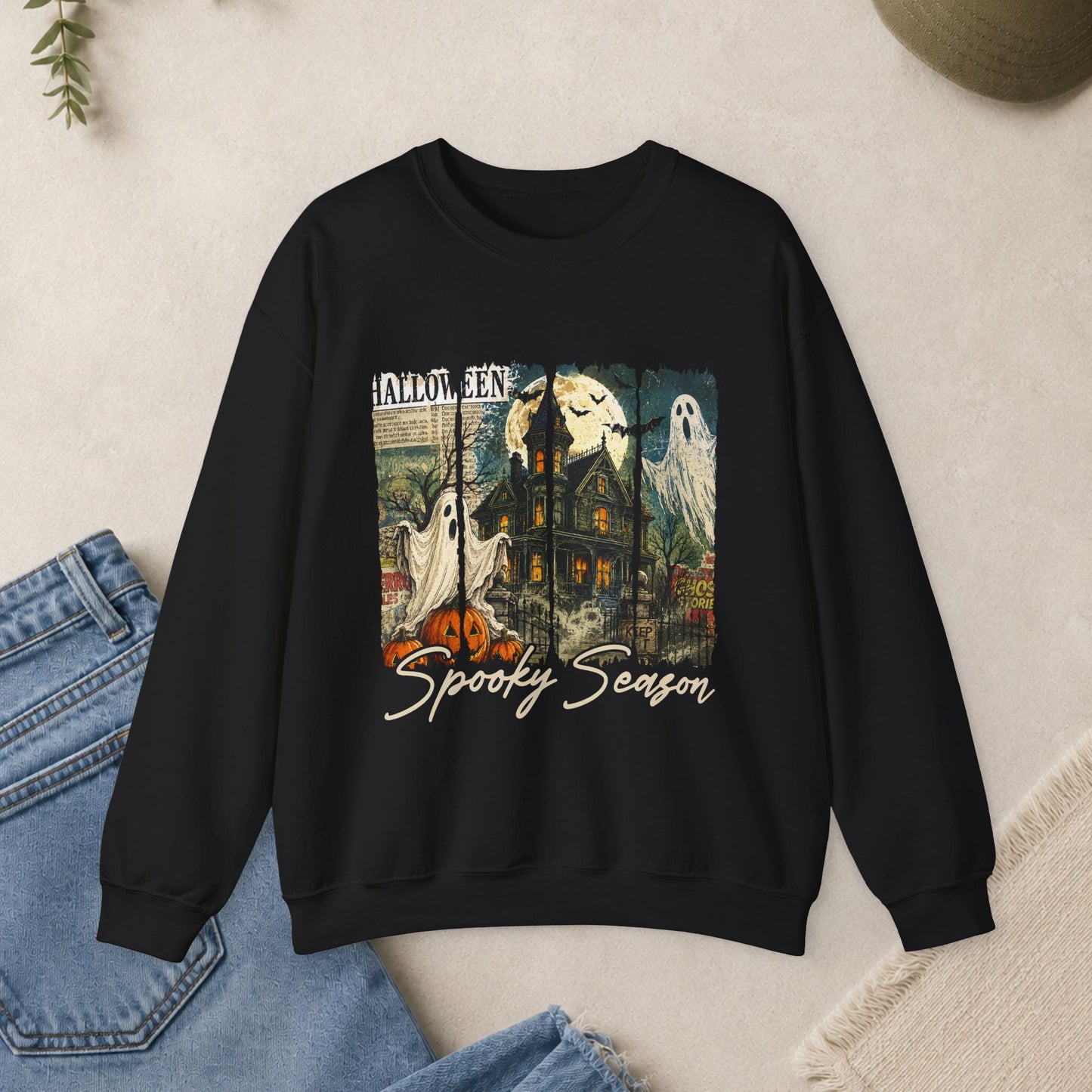 Vintage Halloween ghosts haunted house Sweatshirt | Spooky Season