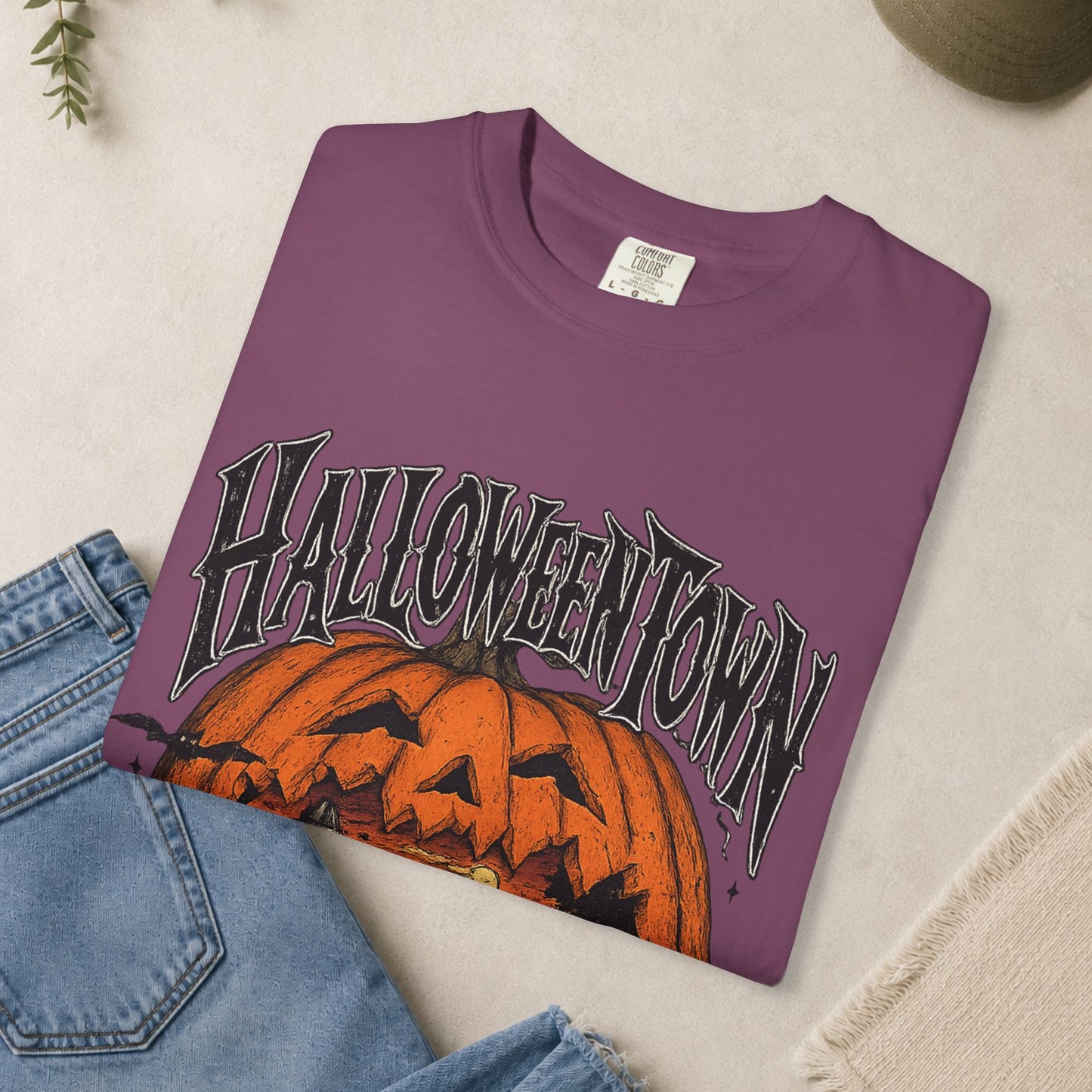 Comfort Colors Halloweentown East 1998 T-shirt,  pumpkin jack-o'-lantern scene T-Shirt